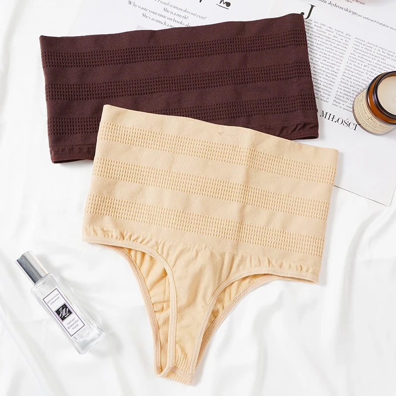 Siluete High Thong – Stezni thong visokog struka